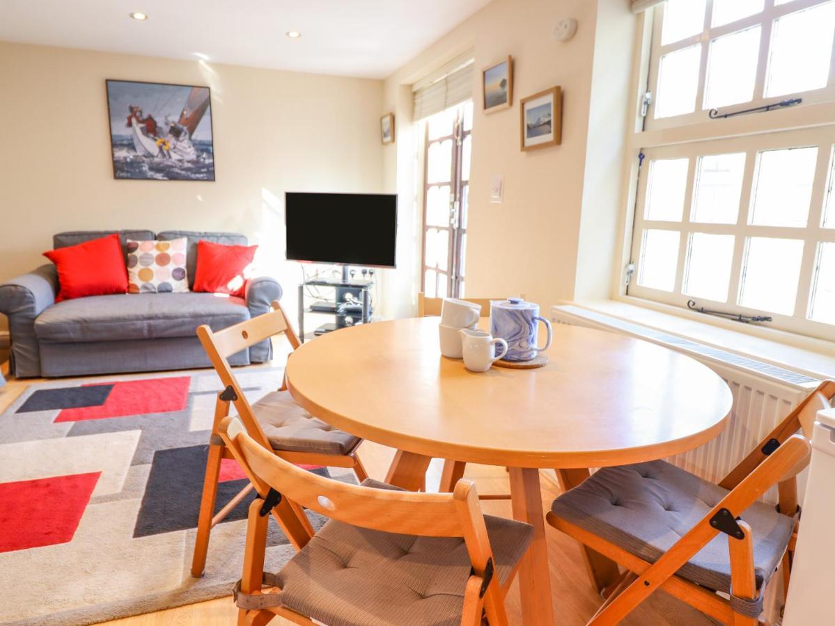 Taliesin Apartment พอร์ทแมด็อก ภายนอก รูปภาพ